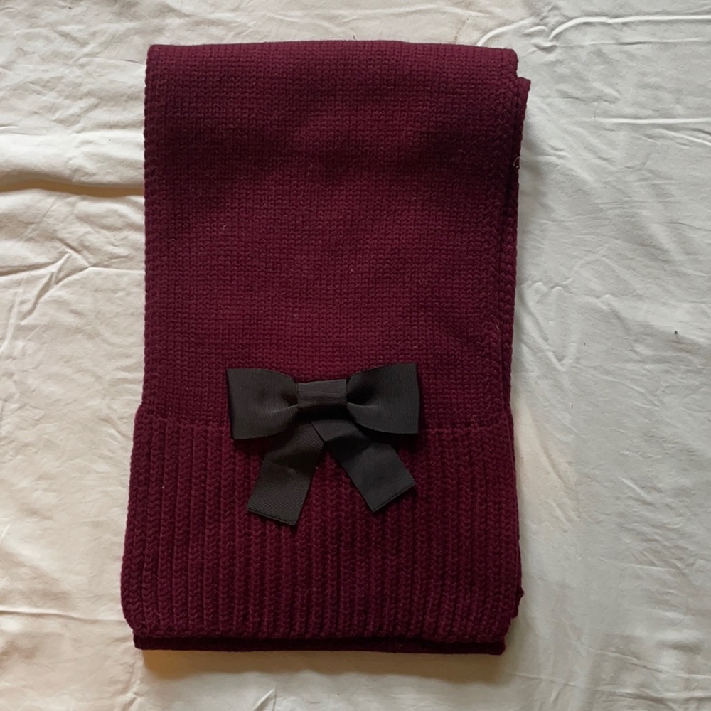 Kate Spade maroon scarf